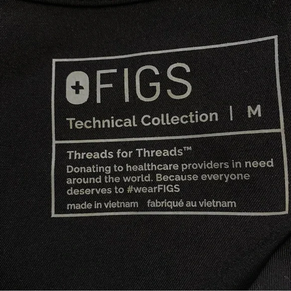 FIGS  SCRUBS TOP MENS BLACK NWT MEDIUM - Picture 4 of 7
